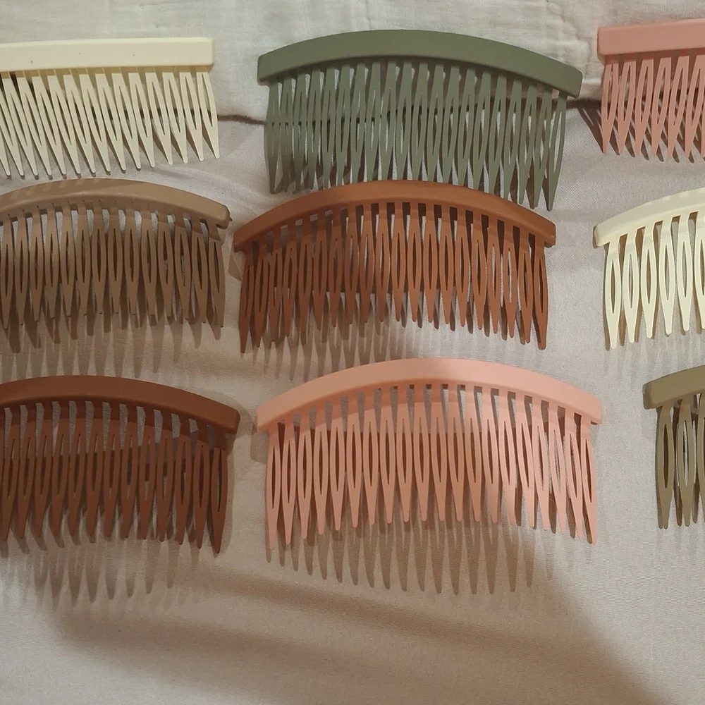 Neutral Multi-Color Hair Comb Set - Versatile Everyday Styling - Picture 4 of 5